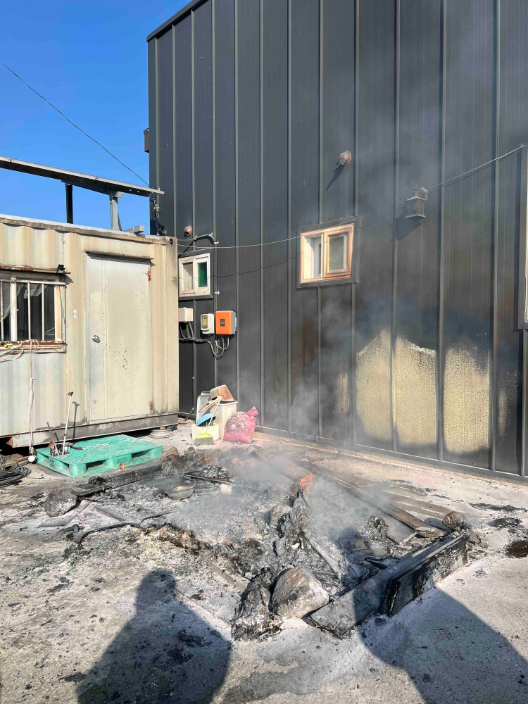 1052 철원 비닐하우스 화재2.jpg