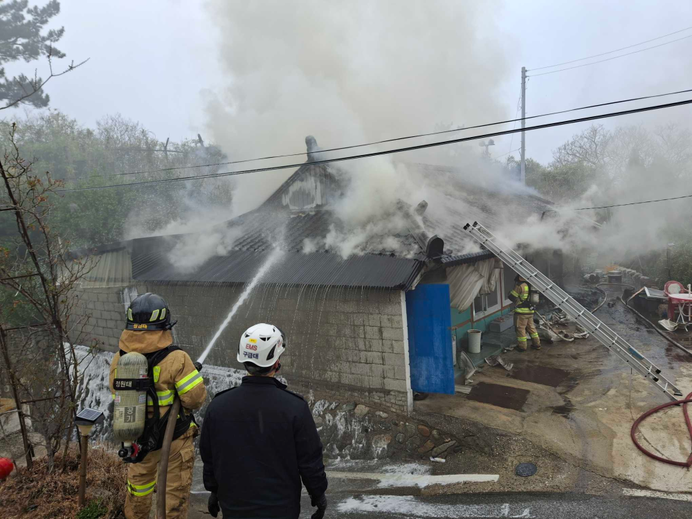 0944 삼척 원덕읍 주택화재-1.jpg