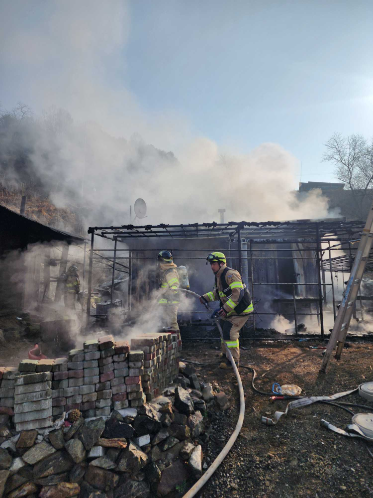 0812 춘천 북산면 주택화재1.jpg