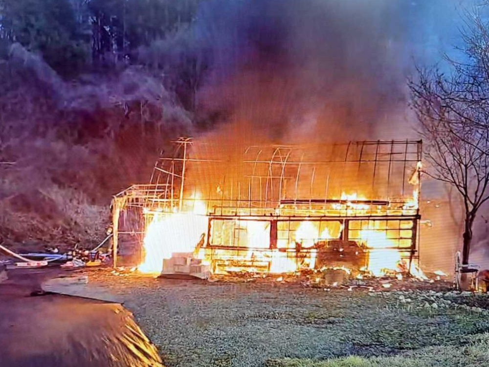 1834 화천 간동면 오음리 비닐하우스화재.jpg