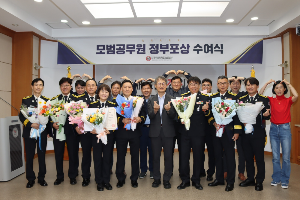 단체사진1.jpg