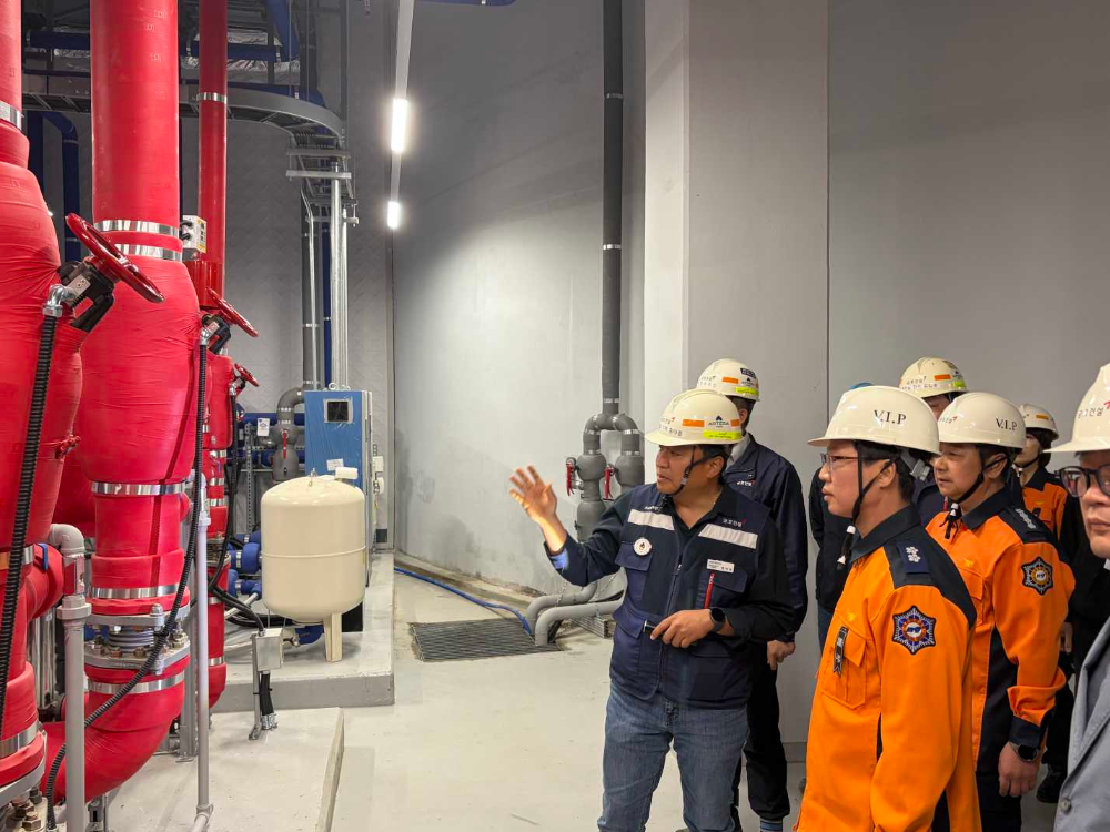 본부장 대형 공사장 안전 확인1.jpg