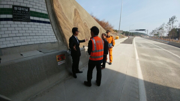 170329_속초소방서,_청대터널_관서장_현장지도_방문.JPG