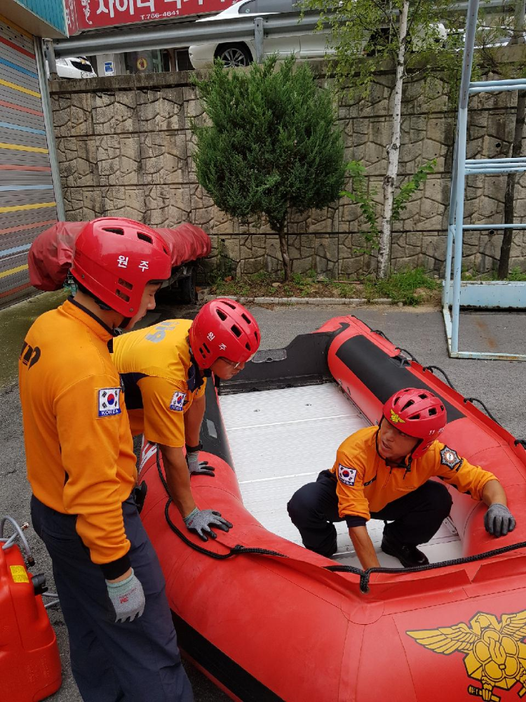 수난구조장비_조작훈련.jpg