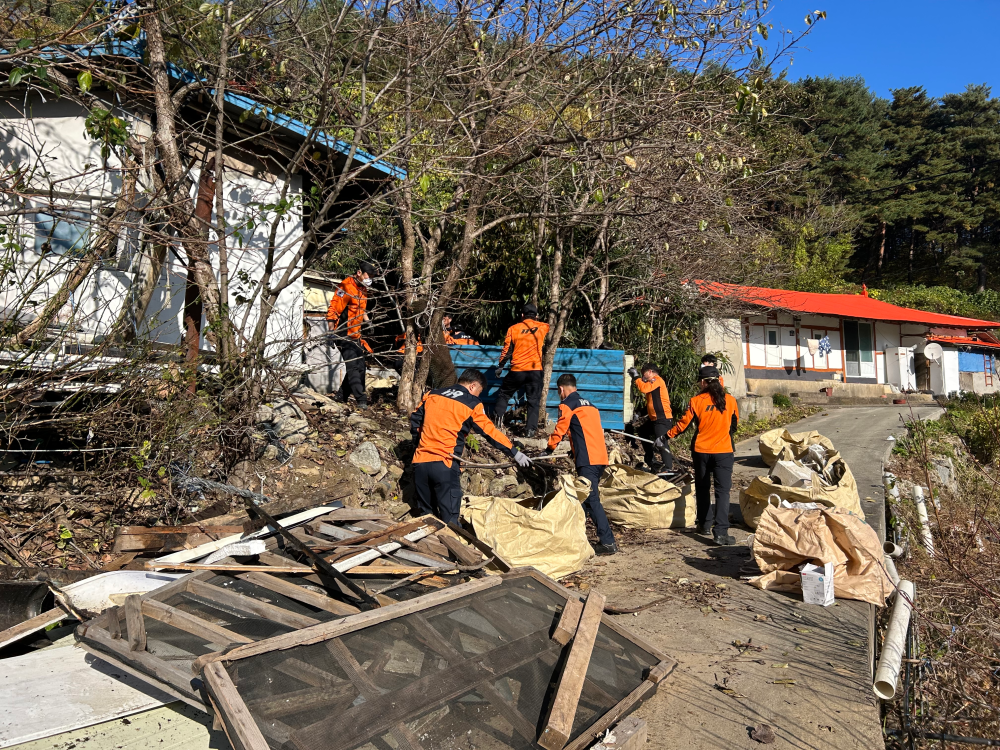 폐기물처리 봉사활동2.jpg